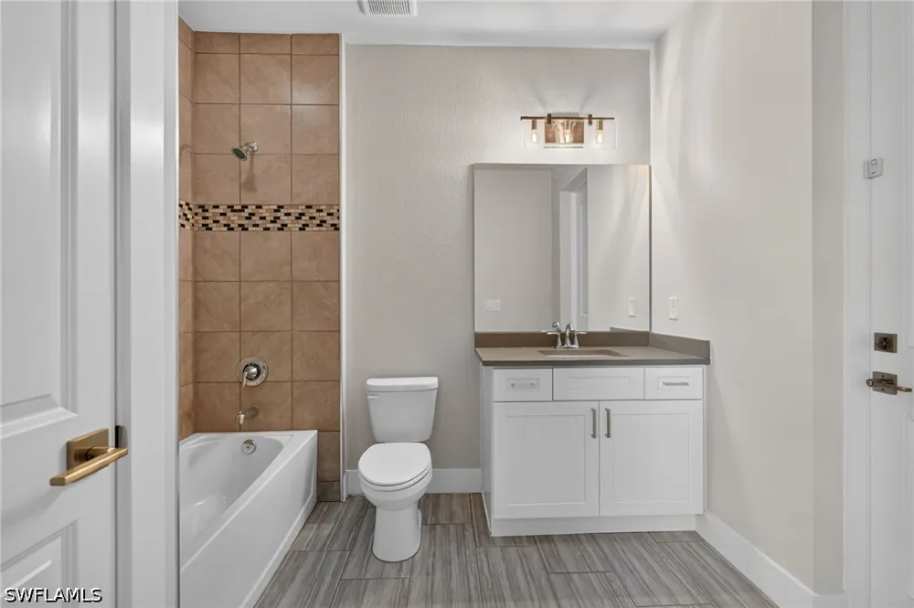 NW 33rd Place Cape Coral, FL 33993