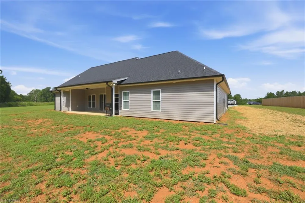 141 Gregorys Grange Drive Yanceyville, NC 27379