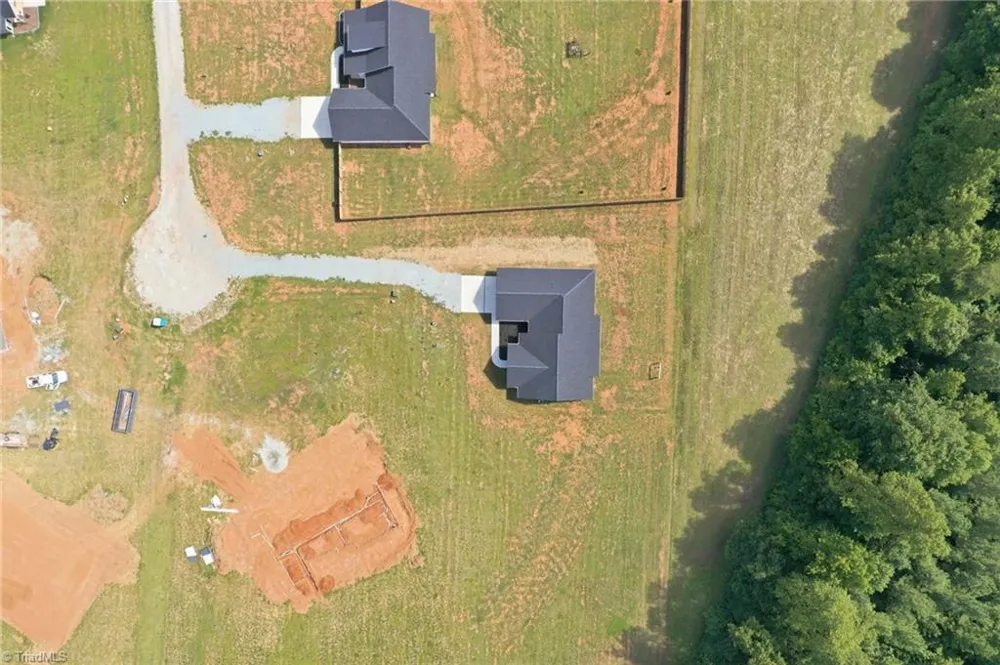 141 Gregorys Grange Drive Yanceyville, NC 27379