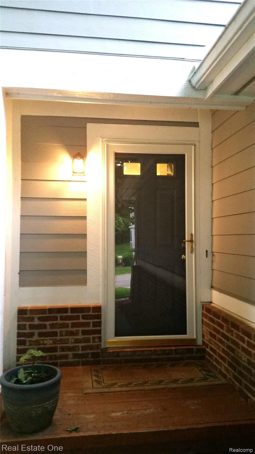 31109 Columbia Drive Novi City, MI 48377