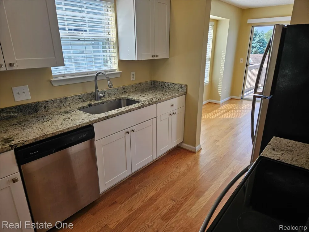 31109 Columbia Drive Novi City, MI 48377