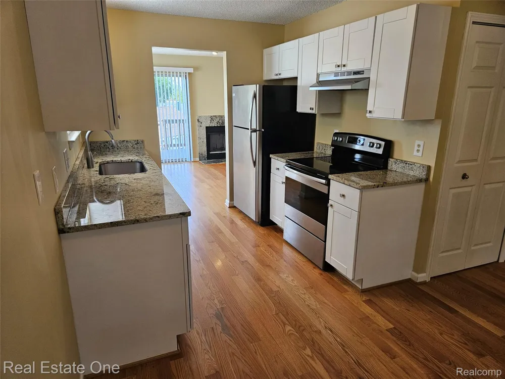 31109 Columbia Drive Novi City, MI 48377