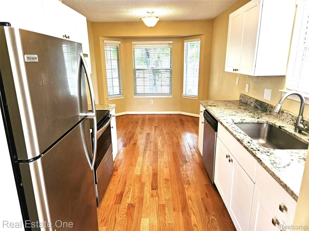 31109 Columbia Drive Novi City, MI 48377