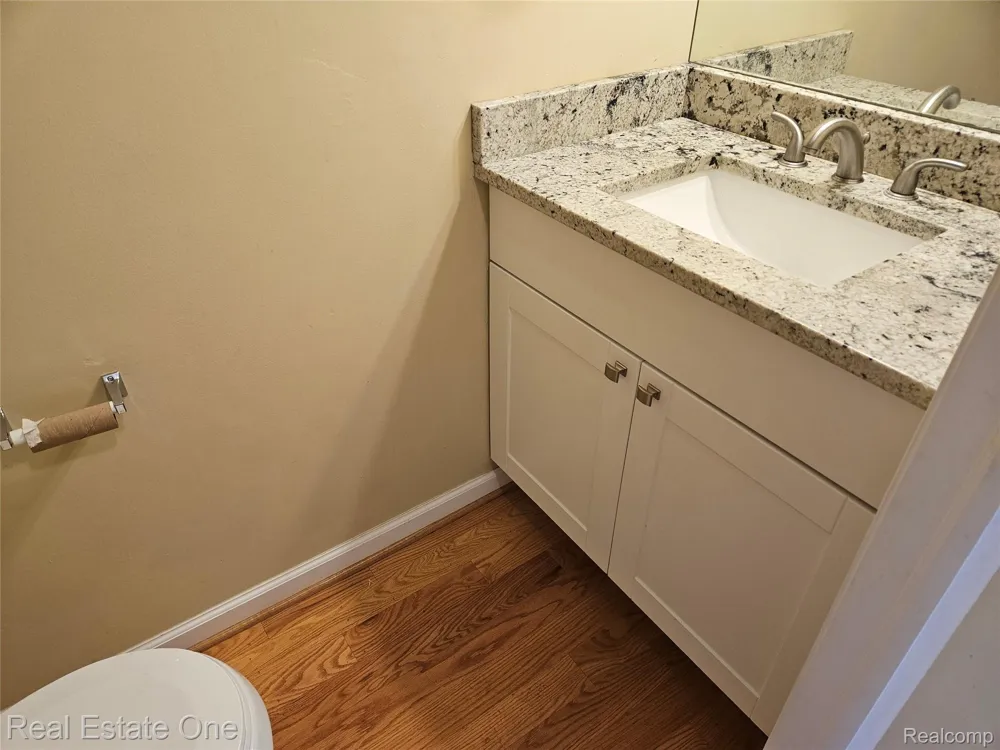 31109 Columbia Drive Novi City, MI 48377