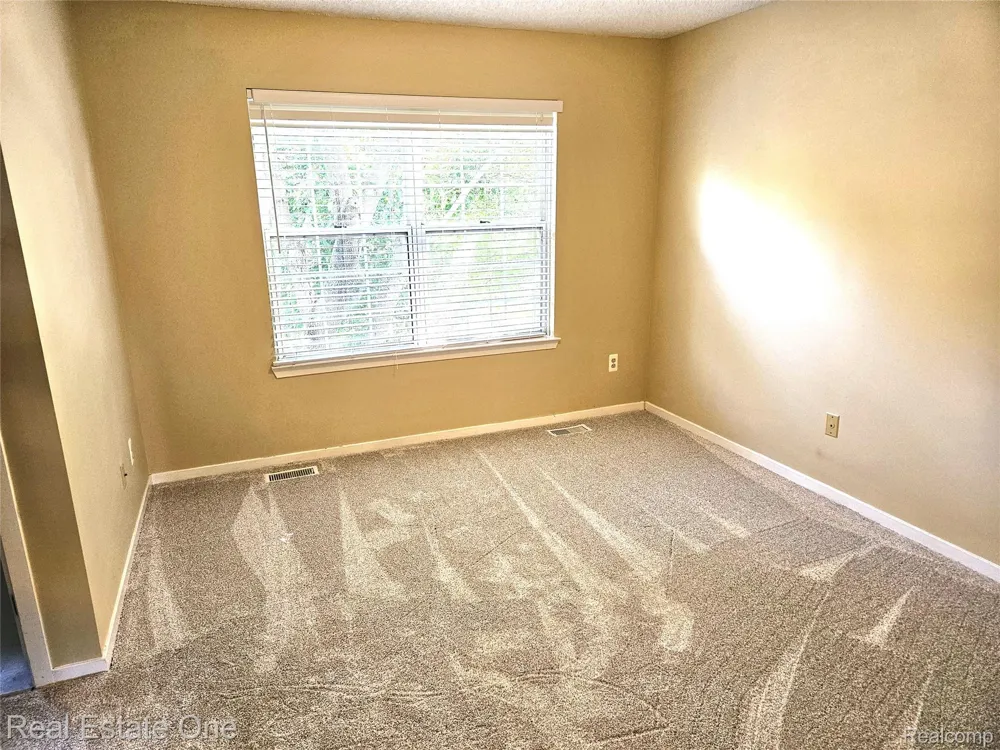 31109 Columbia Drive Novi City, MI 48377
