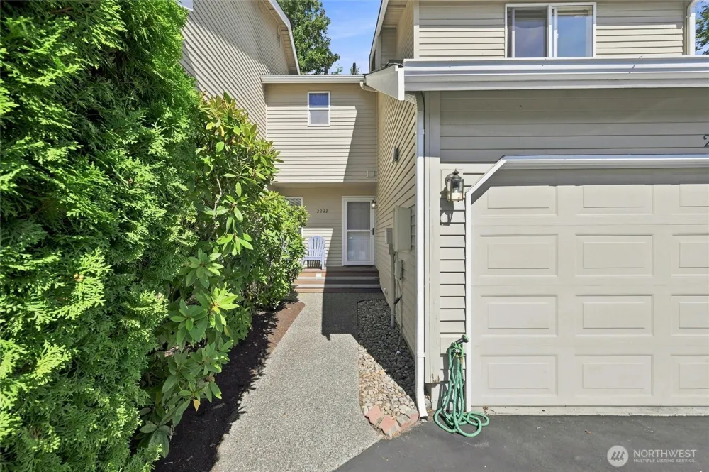 2233 E Birch Street Bellingham, WA 98229