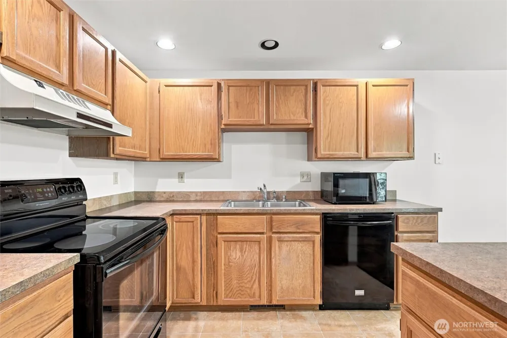 2233 E Birch Street Bellingham, WA 98229