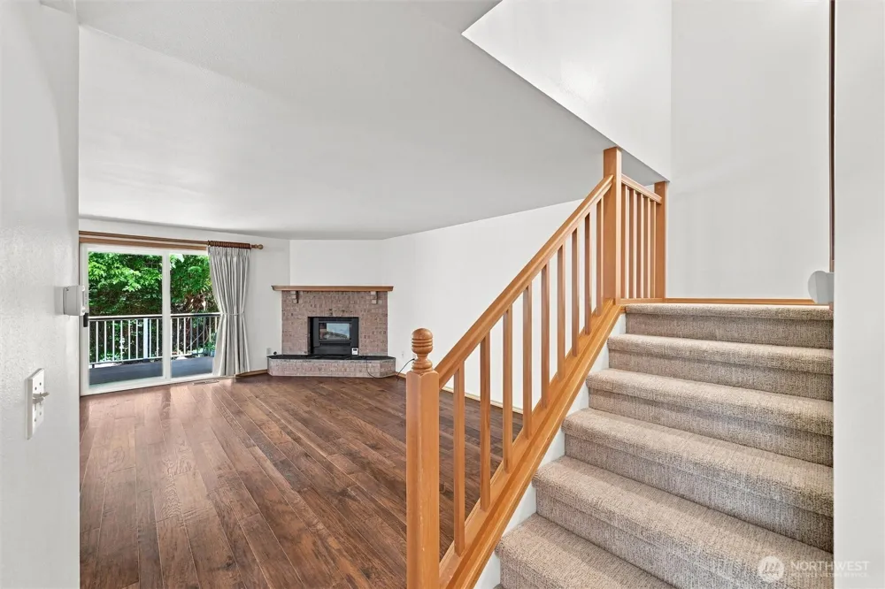 2233 E Birch Street Bellingham, WA 98229