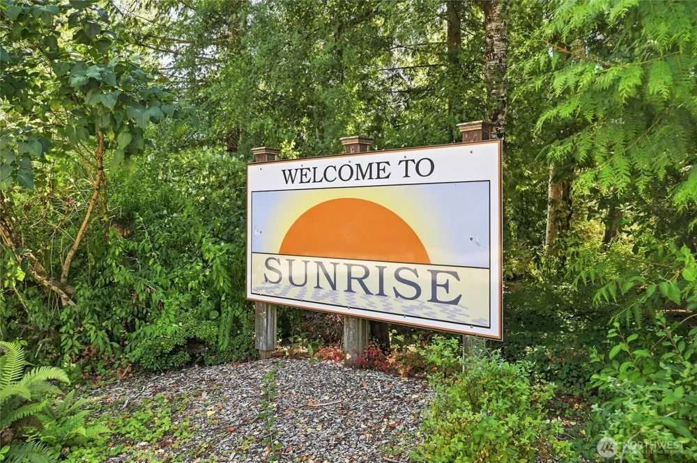 2233 E Birch Street Bellingham, WA 98229
