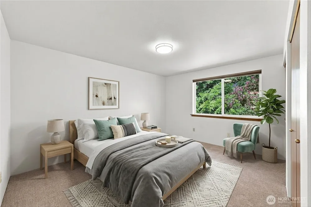 2233 E Birch Street Bellingham, WA 98229
