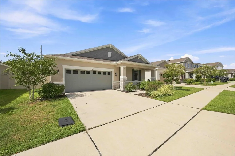 987 GRIFFON AVENUE Lake Alfred, FL 33850