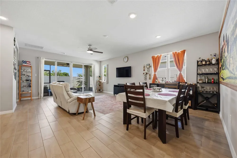 987 GRIFFON AVENUE Lake Alfred, FL 33850