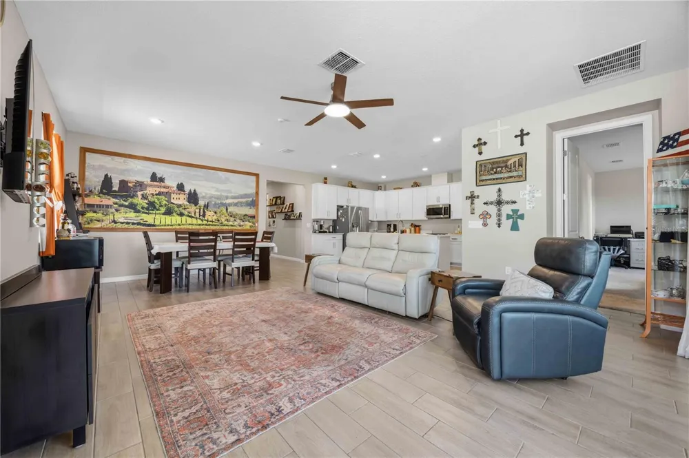 987 GRIFFON AVENUE Lake Alfred, FL 33850
