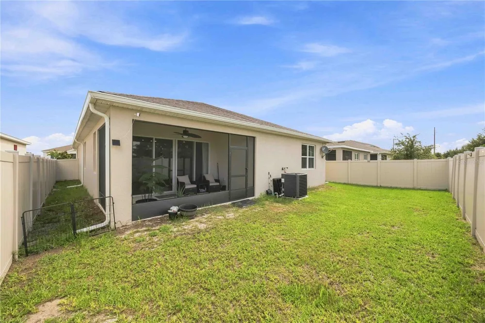 987 GRIFFON AVENUE Lake Alfred, FL 33850