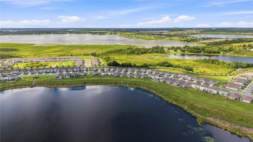 987 GRIFFON AVENUE Lake Alfred, FL 33850