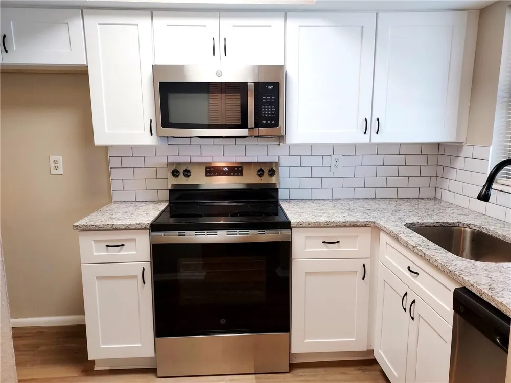 6064 ARLENE WAY #6064 Bradenton, FL 34207