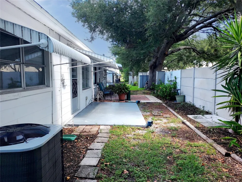 6064 ARLENE WAY #6064 Bradenton, FL 34207
