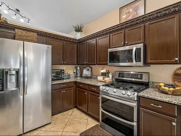 9407 CHART HOUSE COURT Riverview, FL 33578
