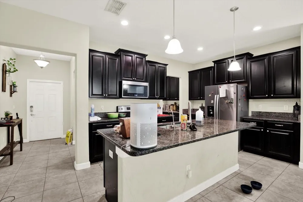10207 COUNT FLEET DRIVE Ruskin, FL 33573