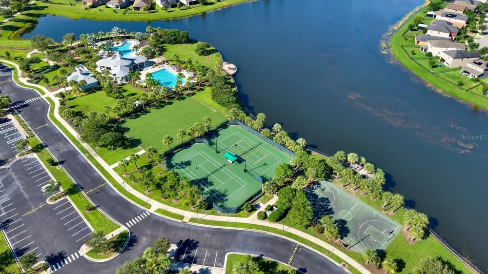 10207 COUNT FLEET DRIVE Ruskin, FL 33573