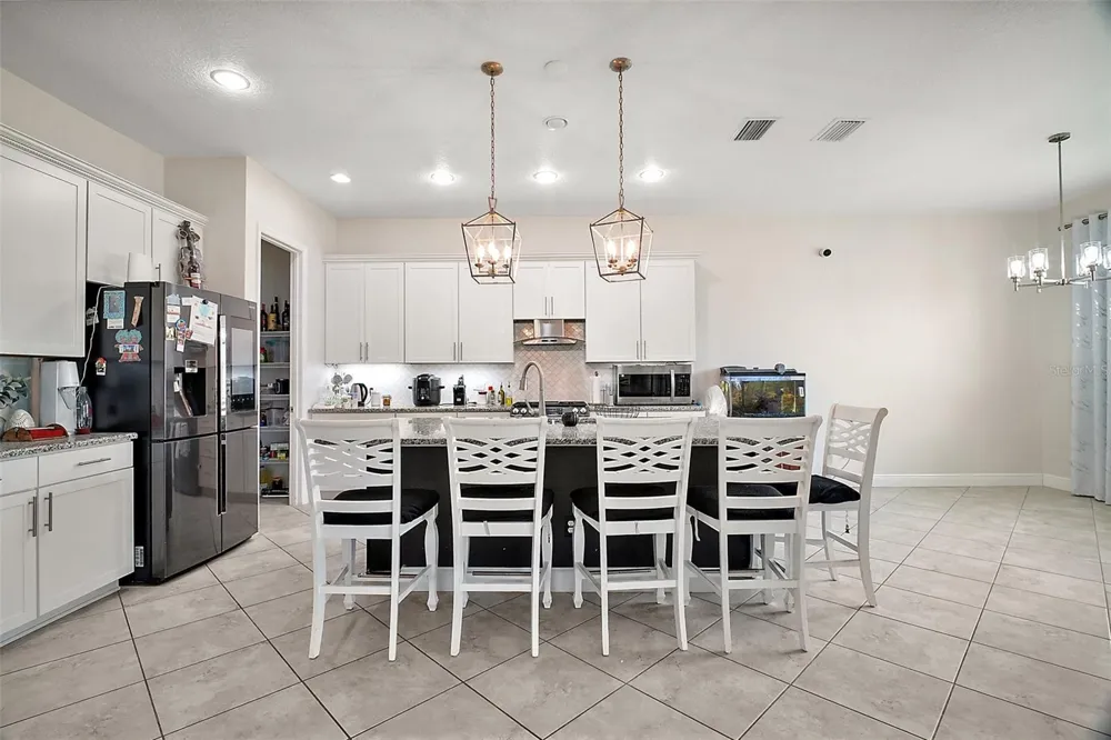 9153 CARMELA AVENUE Davenport, FL 33897