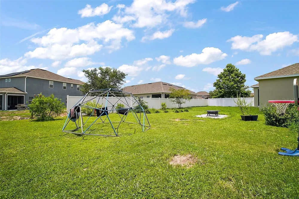 9153 CARMELA AVENUE Davenport, FL 33897