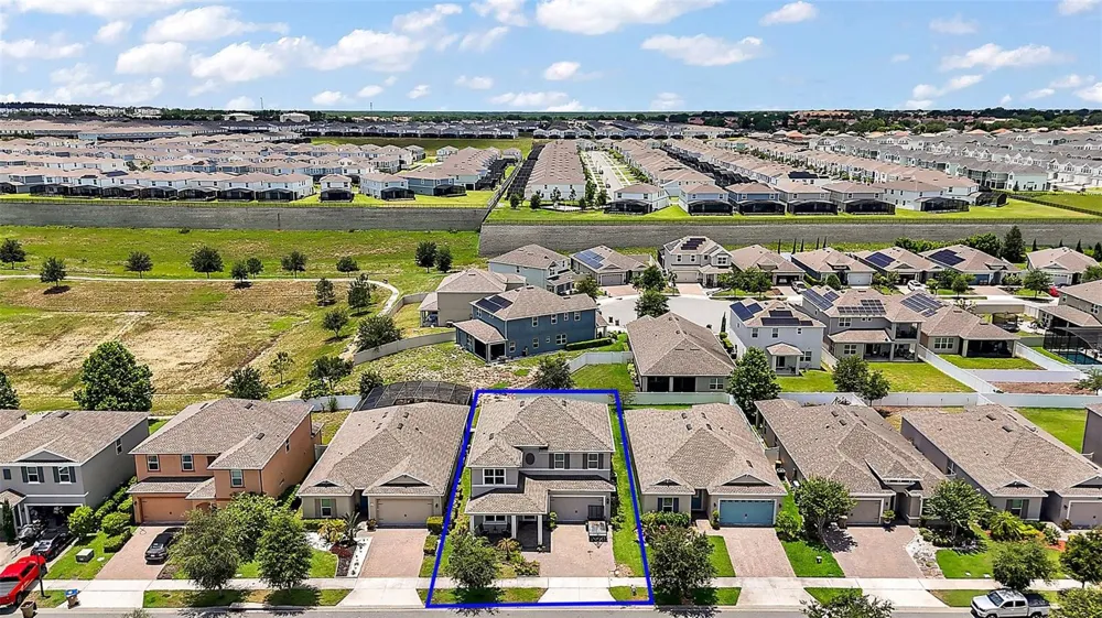 9153 CARMELA AVENUE Davenport, FL 33897
