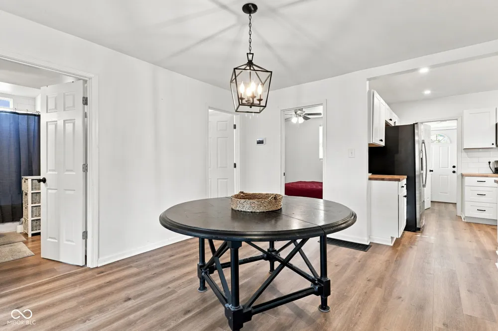 1299 Christian Avenue Noblesville, IN 46060