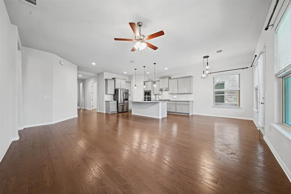 806 Clearwell Street Cedar Park, TX 78613