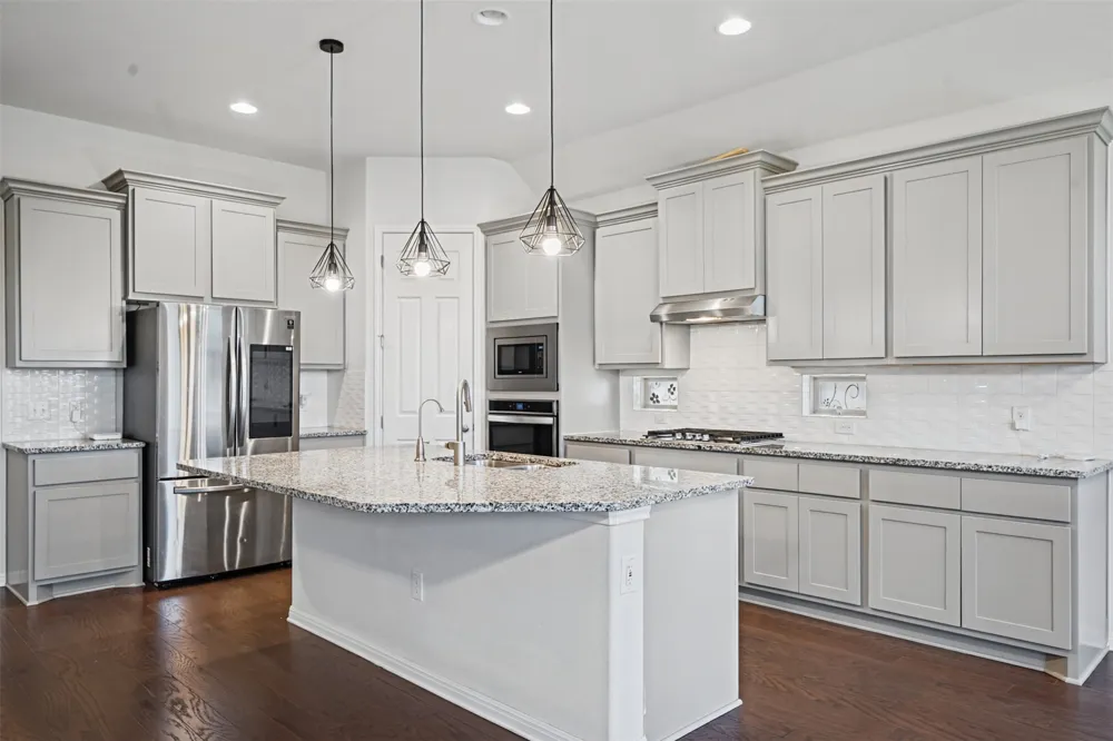806 Clearwell Street Cedar Park, TX 78613