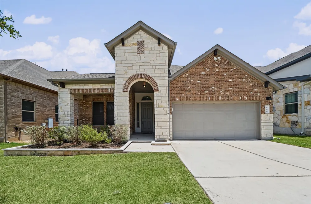 806 Clearwell Street Cedar Park, TX 78613