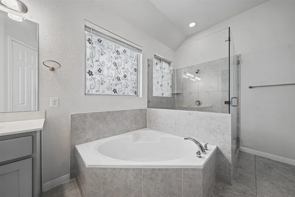 806 Clearwell Street Cedar Park, TX 78613