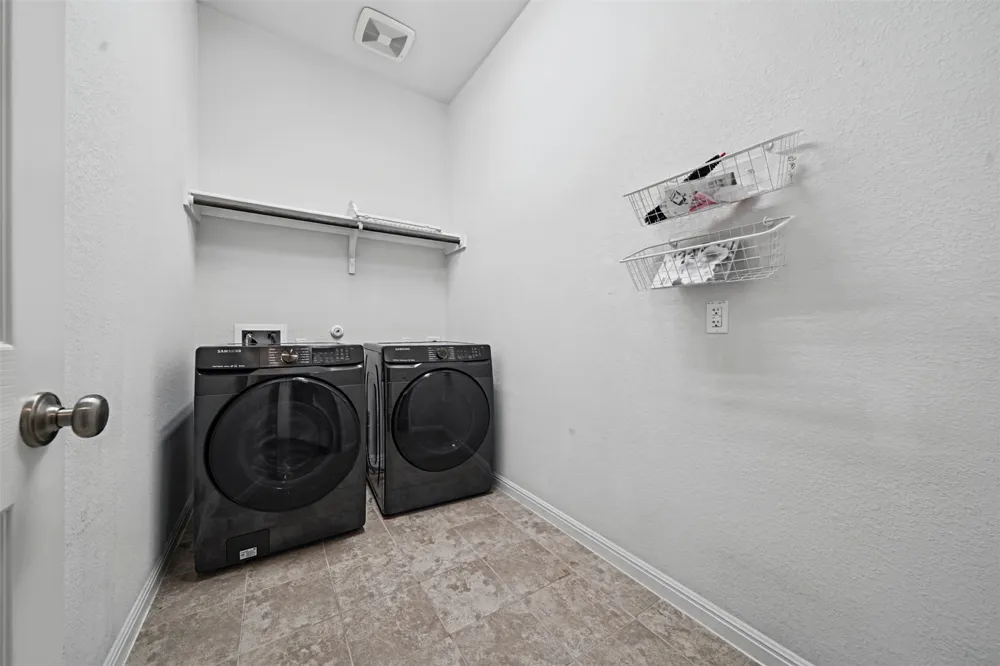 806 Clearwell Street Cedar Park, TX 78613