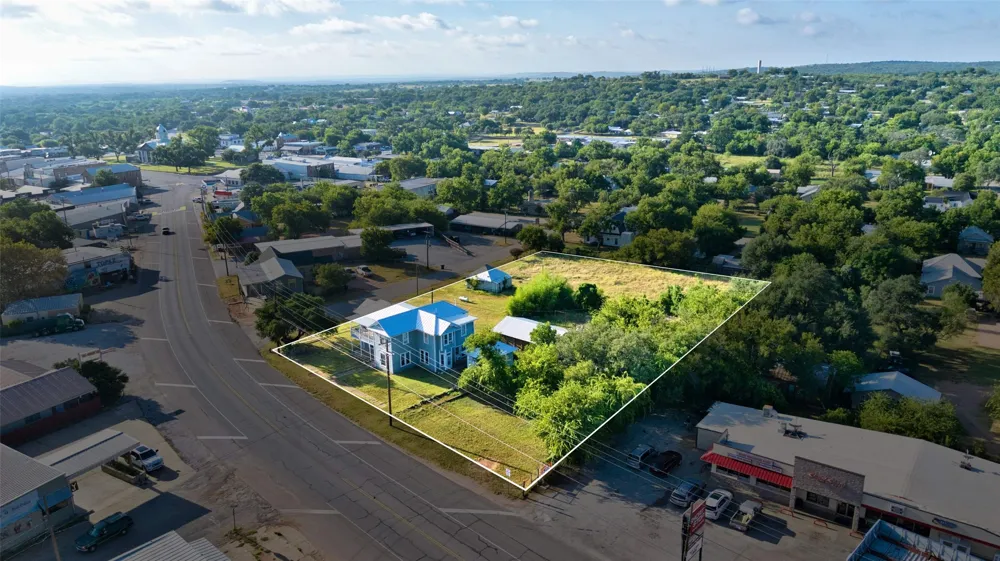 505 Ft McKavitt Street Mason, TX 76856