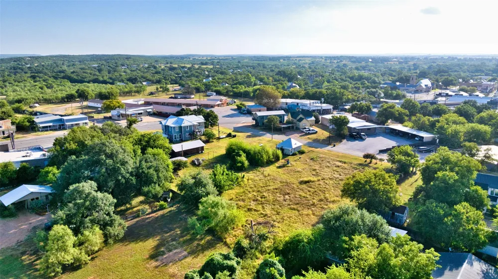 505 Ft McKavitt Street Mason, TX 76856