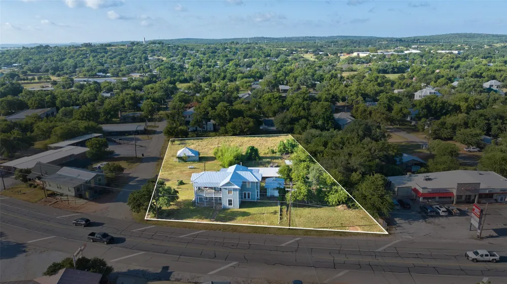 505 Ft McKavitt Street Mason, TX 76856