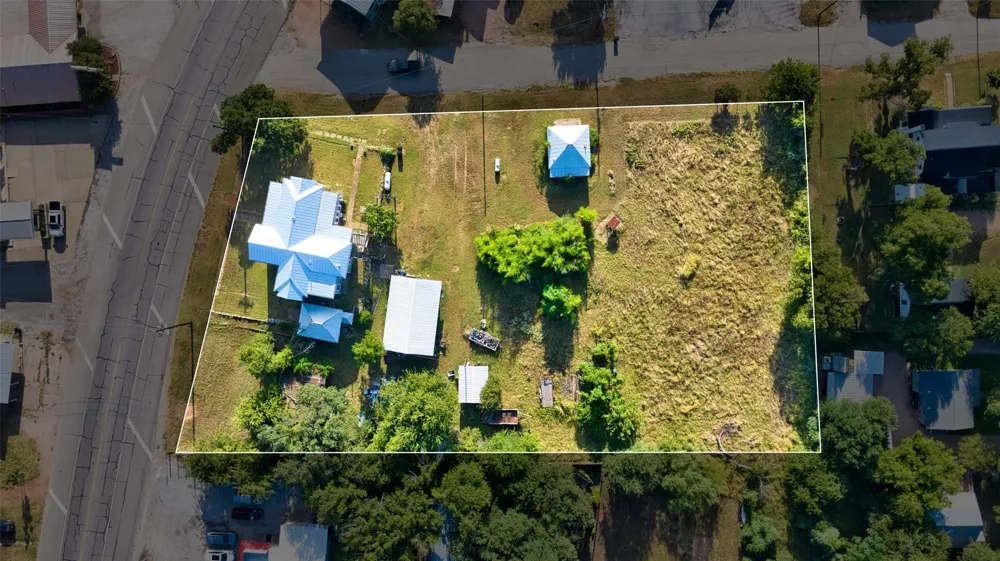 505 Ft McKavitt Street Mason, TX 76856