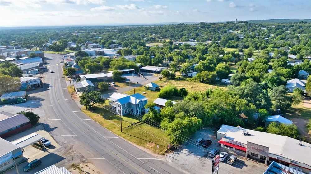 505 Ft McKavitt Street Mason, TX 76856