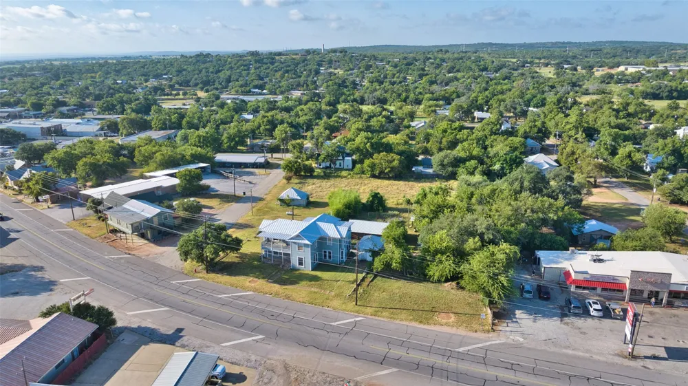 505 Ft McKavitt Street Mason, TX 76856