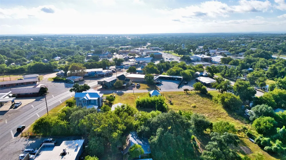 505 Ft McKavitt Street Mason, TX 76856