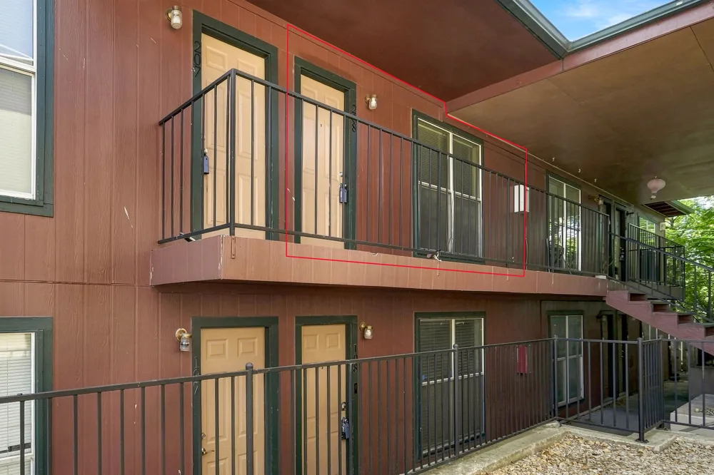 2319 Greenfield Parkway #208 Austin, TX 78741