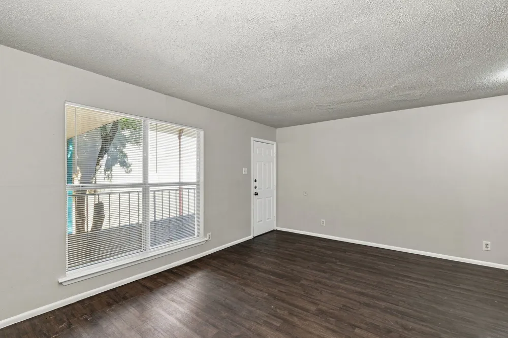 2319 Greenfield Parkway #208 Austin, TX 78741