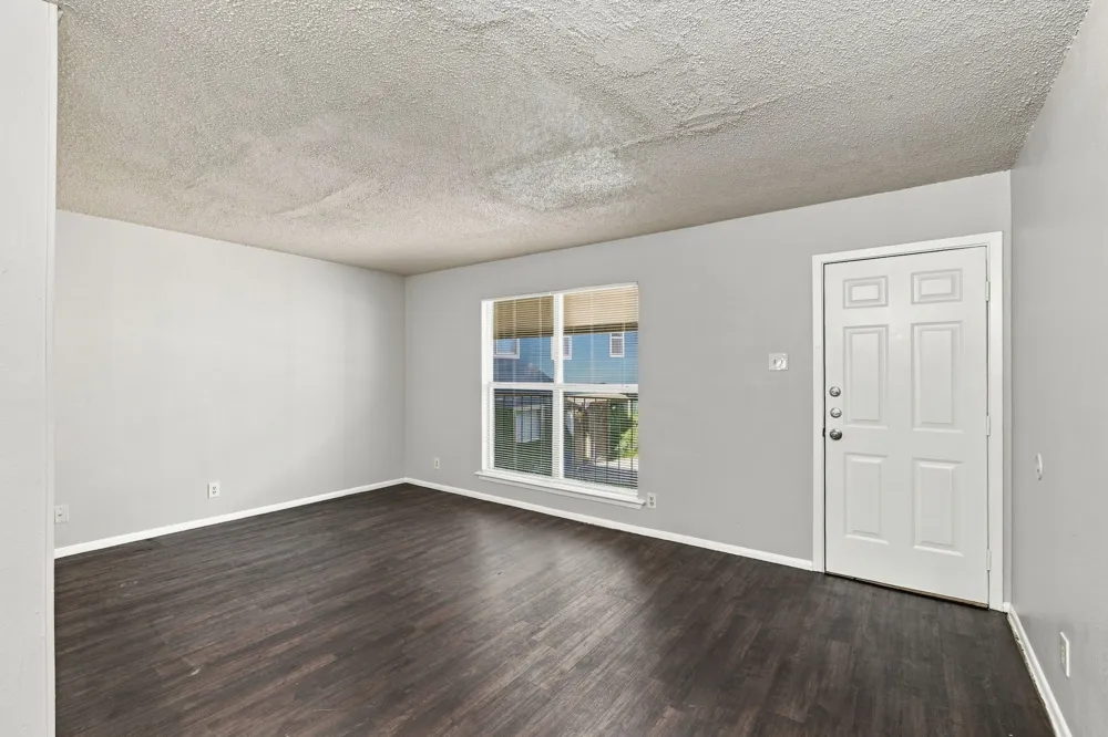 2319 Greenfield Parkway #208 Austin, TX 78741