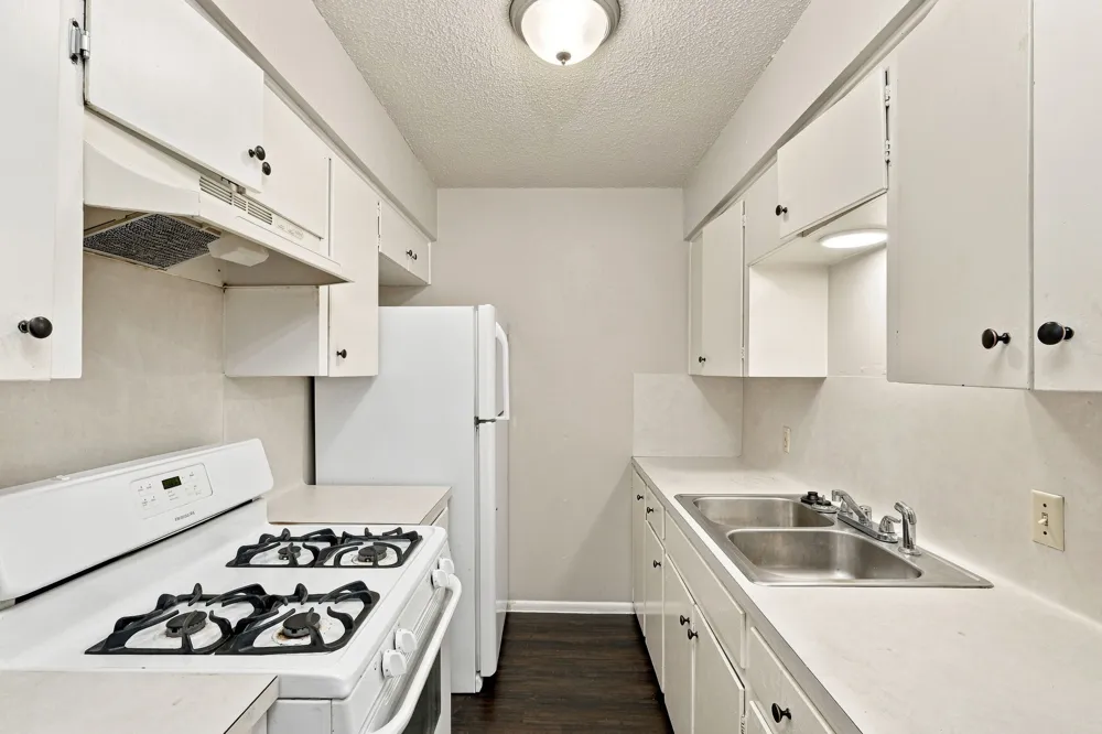 2319 Greenfield Parkway #208 Austin, TX 78741