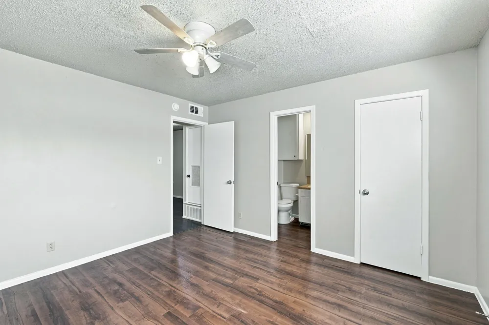 2319 Greenfield Parkway #208 Austin, TX 78741