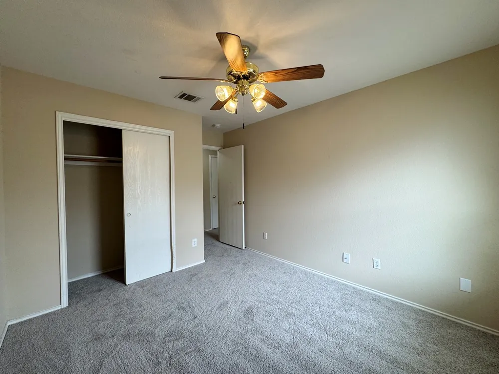 209 Katy B Lane Bastrop, TX 78602