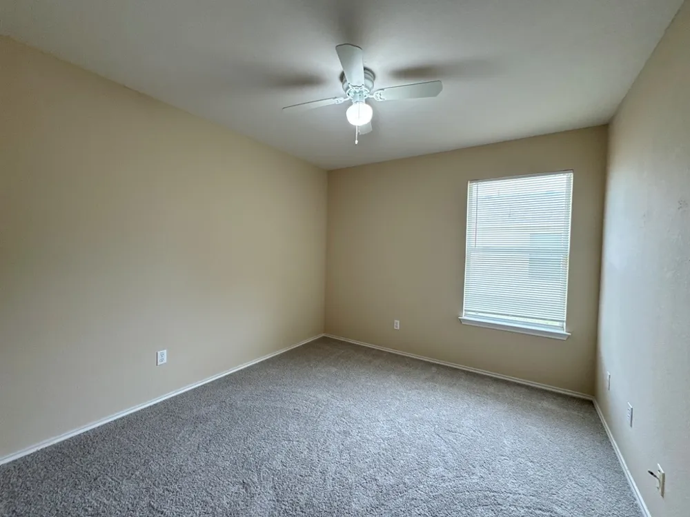 209 Katy B Lane Bastrop, TX 78602
