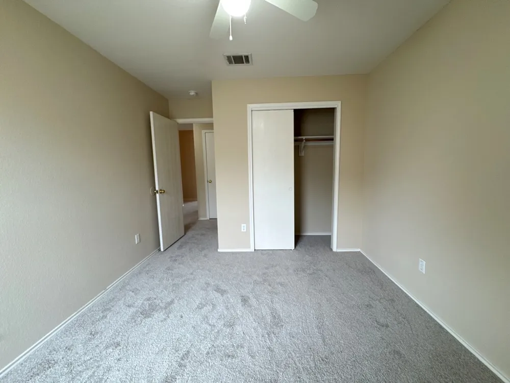 209 Katy B Lane Bastrop, TX 78602