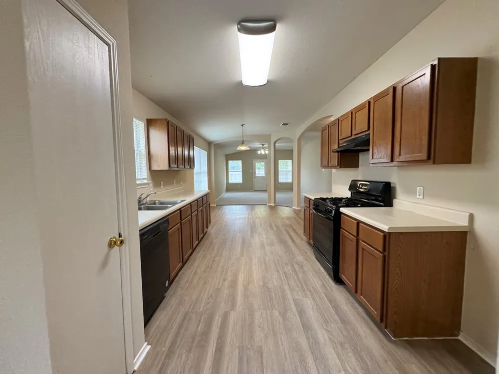 209 Katy B Lane Bastrop, TX 78602