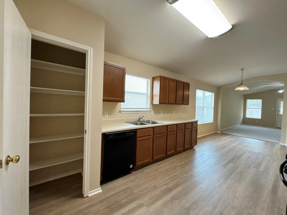 209 Katy B Lane Bastrop, TX 78602